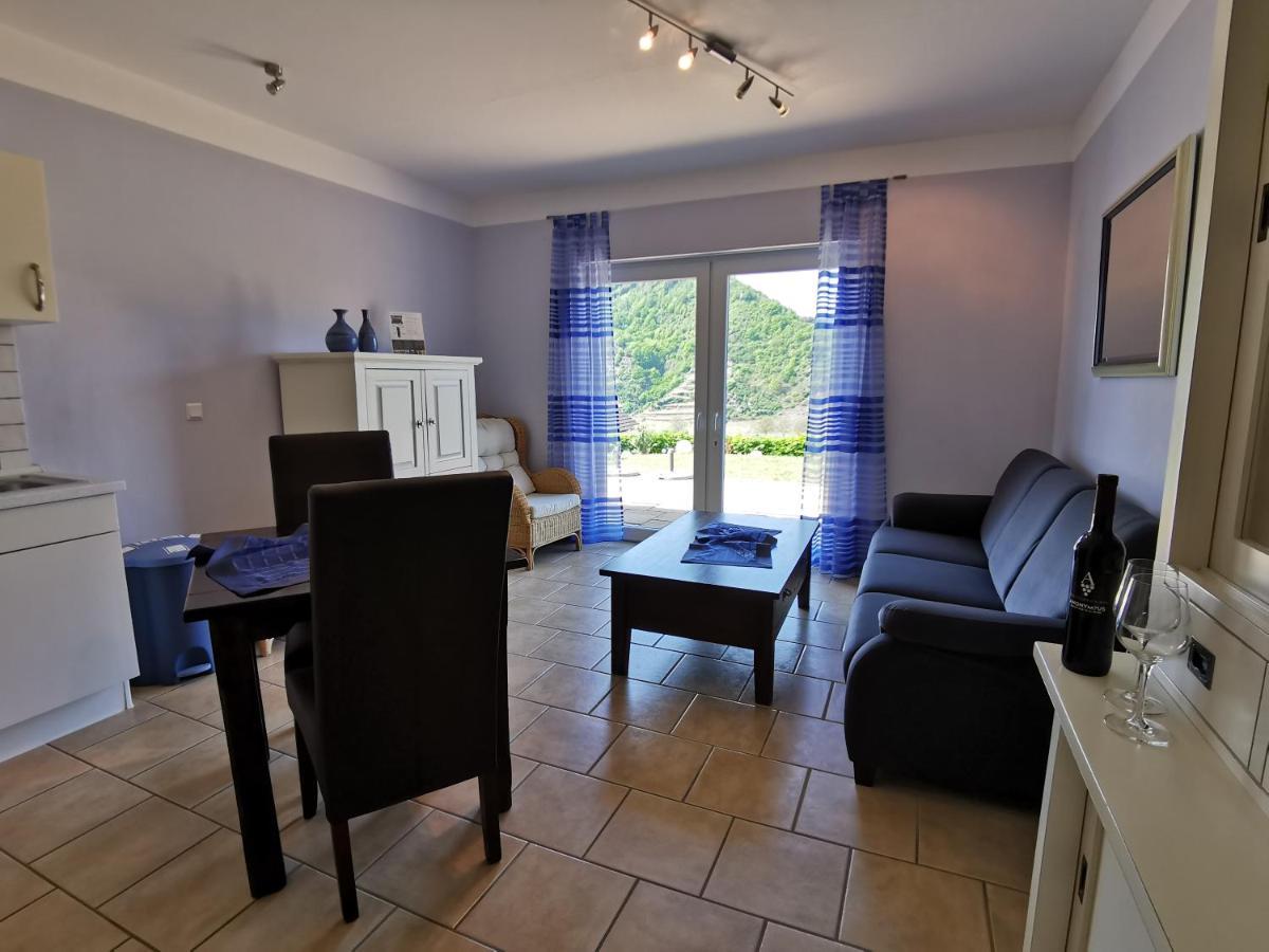 Weingut Amlinger&Sohn Apartment Neef Ngoại thất bức ảnh